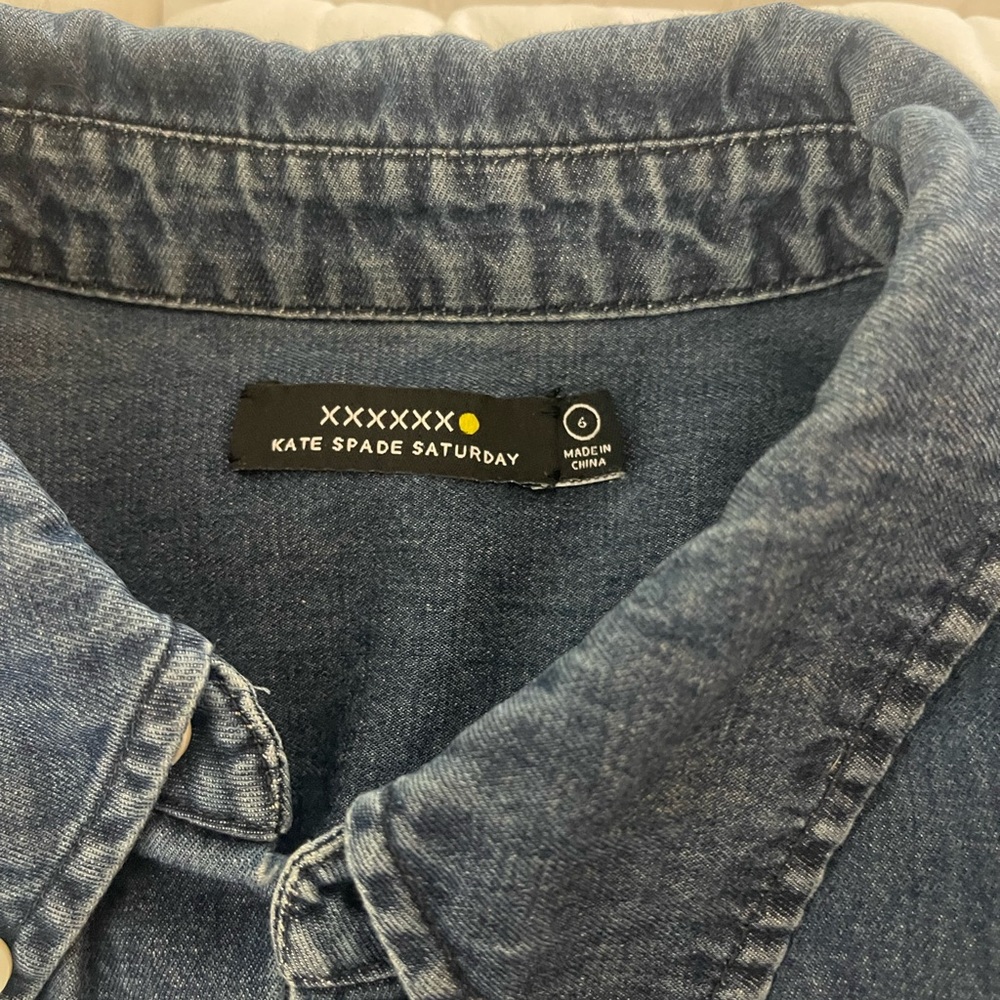 Kate Spade Casual Denim Button up Shirt. Size 6 - Picture 2 of 8
